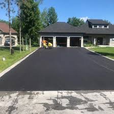 Best Concrete Driveway Installation  in Edgewater, NJ